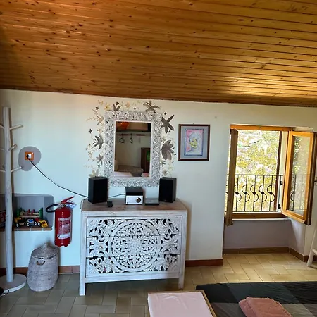 The Orange House Apartment *